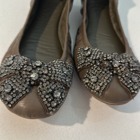 TORY BURCH EMBELLISHED FLAT BALLERINA - Picture 2 of 8